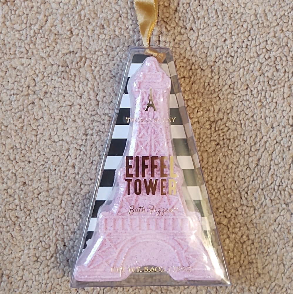 Eiffel Tower Bath Bomb
